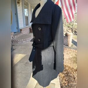 Guess BLACK WOMENS Trench Coat with Tailored Fit and Textured Fabric. ‎ SZ S-M